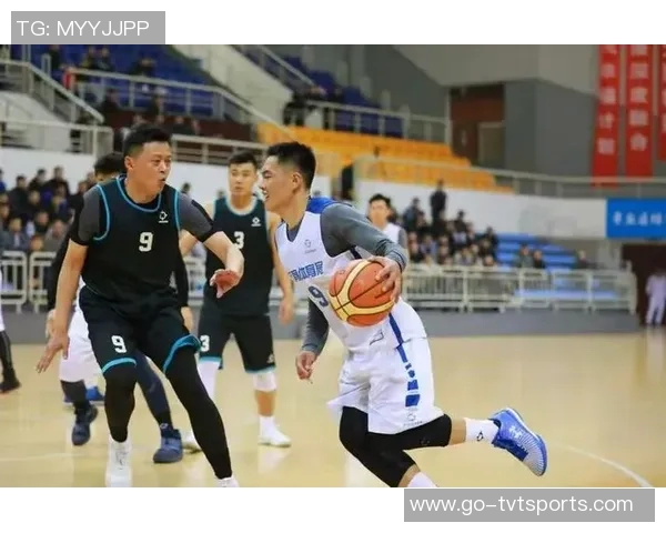 南昌足球俱乐部奋勇拼搏再创辉煌助力地方体育发展与城市形象提升